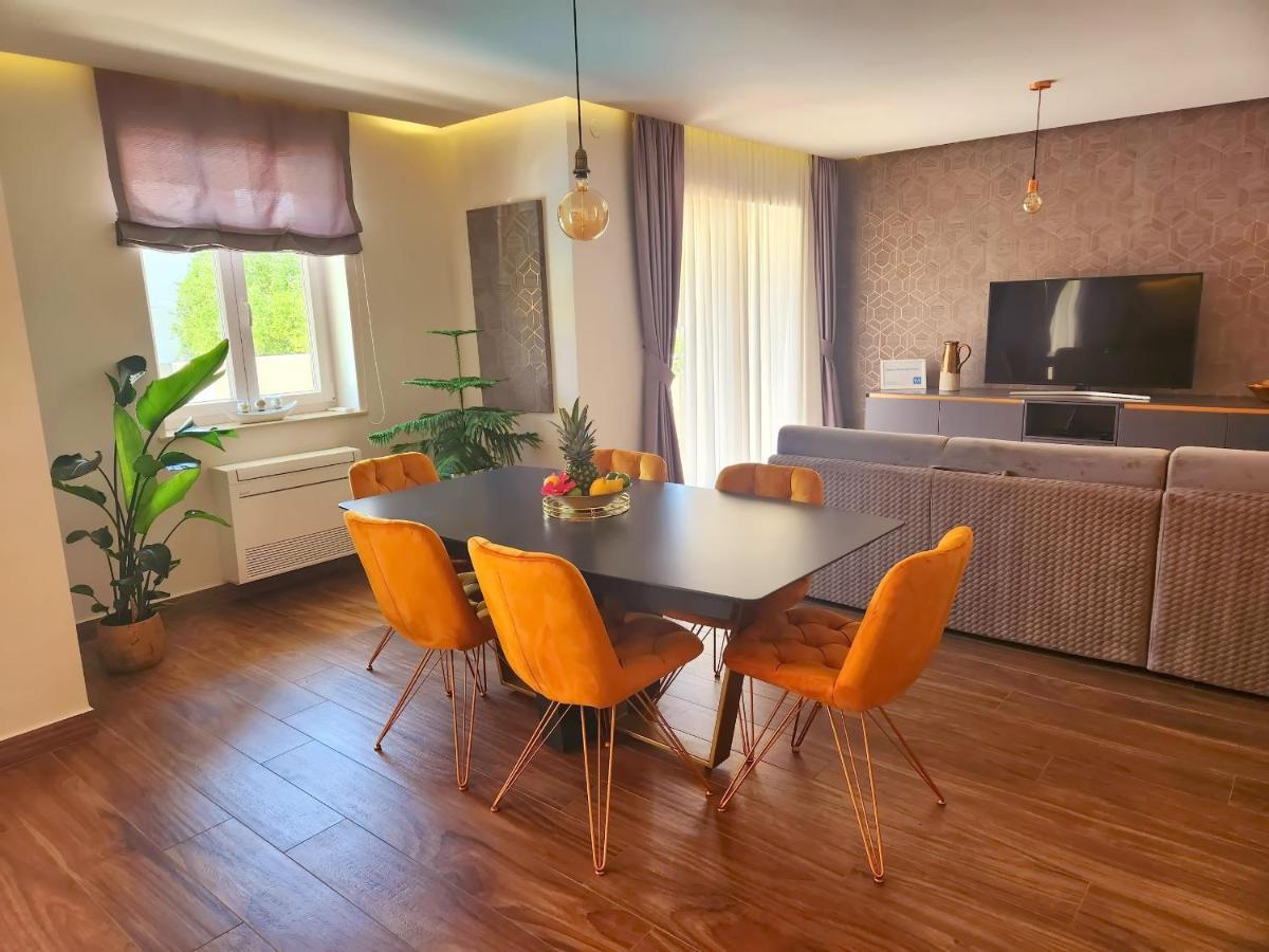 Calypso Royal Apartment Zadar Buitenkant foto
